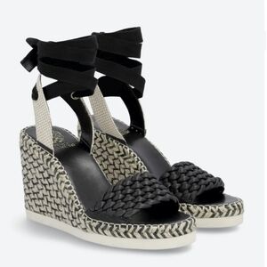 *NWOB* Vince Camuto Bryleigh Leather Wedge